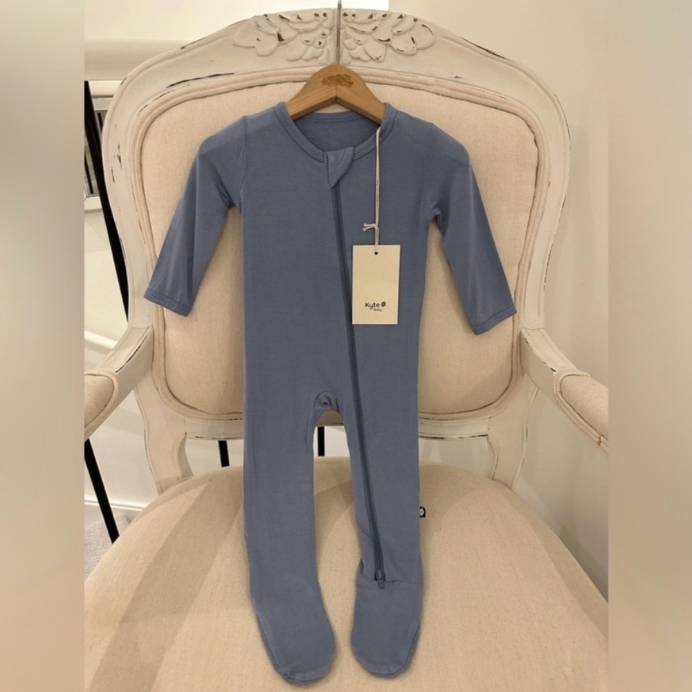 Kyte Baby 12~18 Mth Bamboo Zippered Footie NWT